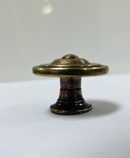 Antique Brass Knob 30mm