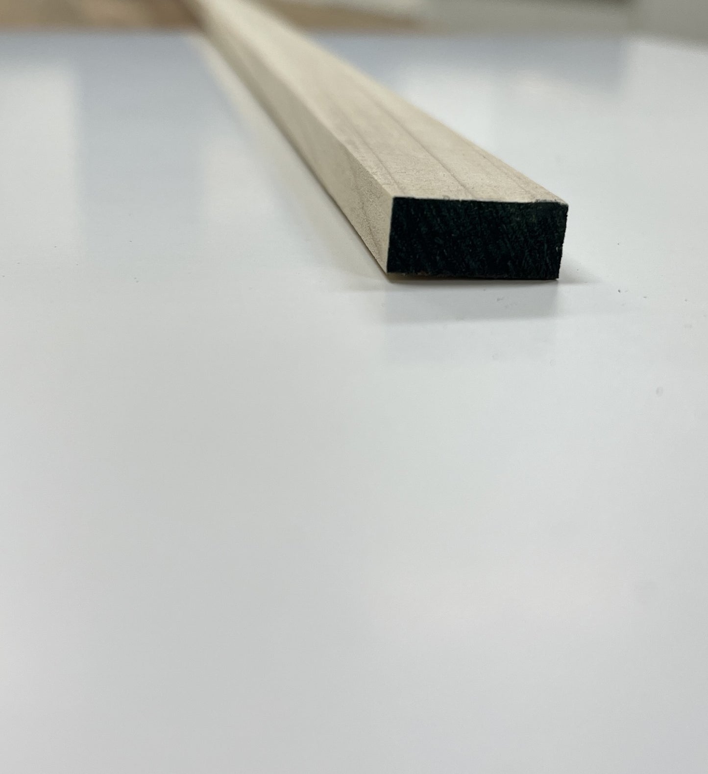 OBECHE SLIP  20mm X 9mm X 2.4M