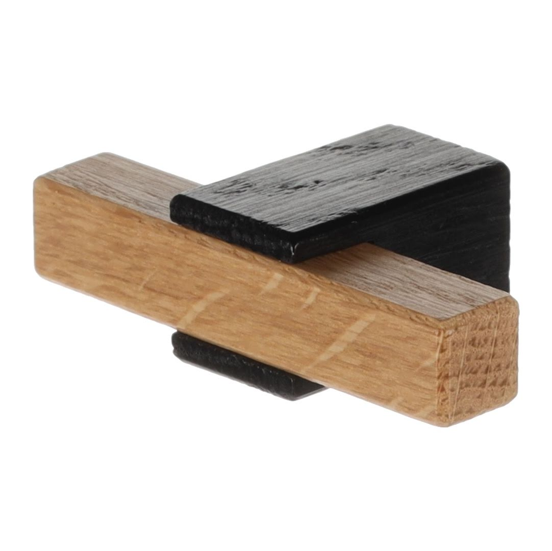 OAK  KNOB LACQUERED OAK /BLACK