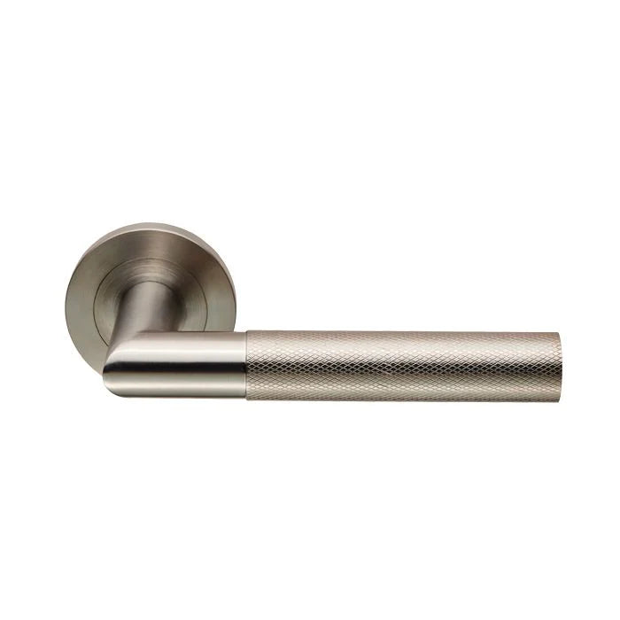 Sonnato Milan Sc Knurled Lever On Rose C/W Escutcheon