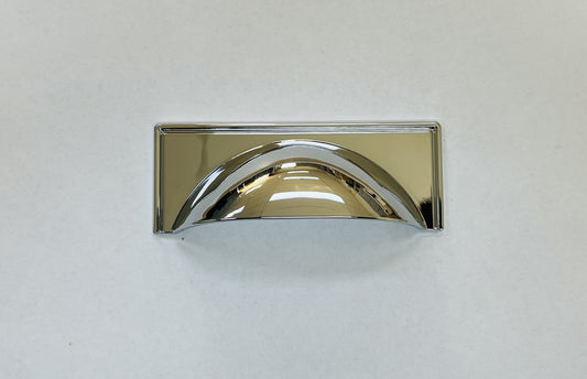 TRADITIONAL CHROME CUP HANDLE 64MM